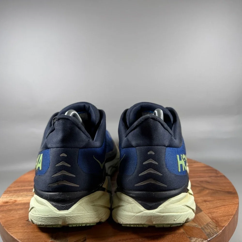 Hoka One One good used